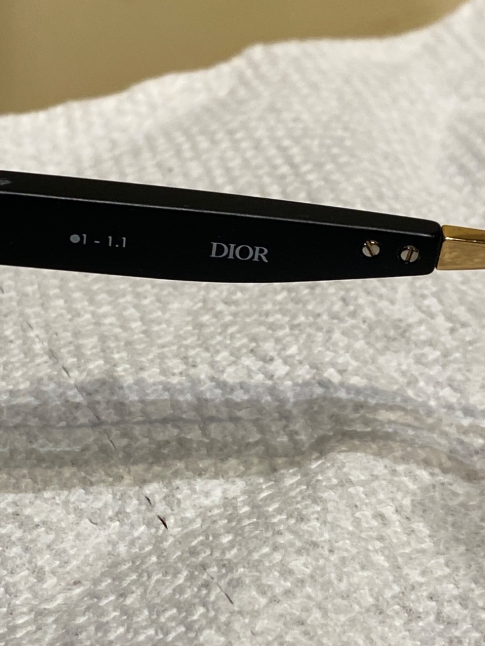 SOLD Authentic Dior M1U Shield Sunglasses - Picture 13 of 15